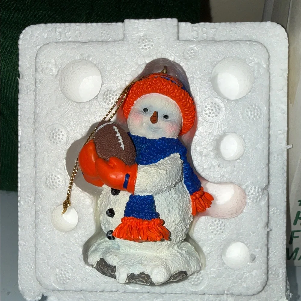 University of Florida Gators Snowman Football Figurine Ornament - Picture 1 of 5